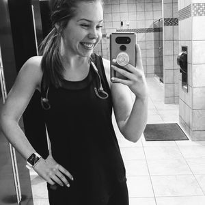 Meet your Posher, Abigail